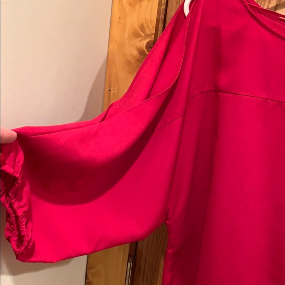 Magenta slit-sleeve New York & Co blouse, medium - Picture 6 of 8